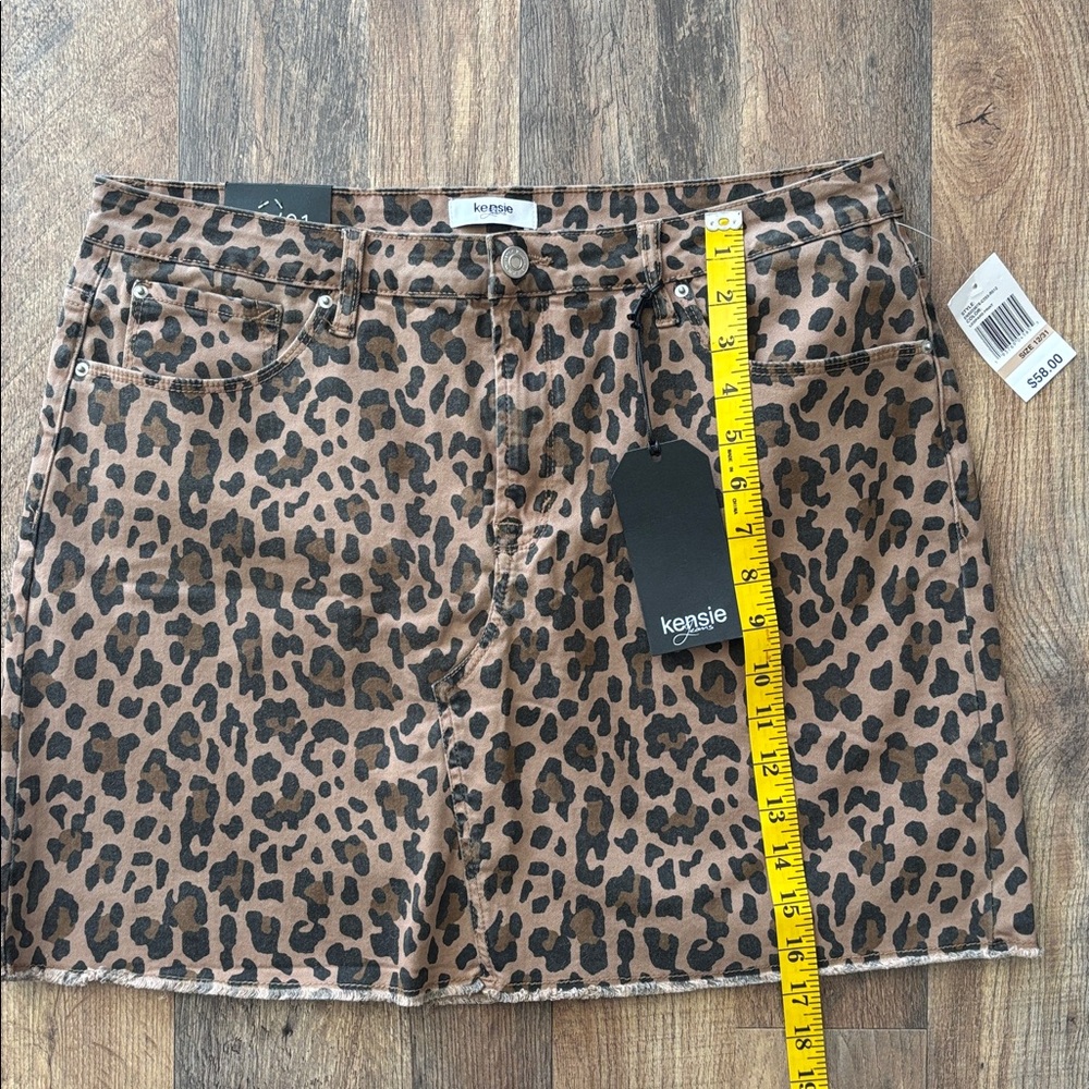Kensie Black and Brown Leopard Print Mini Skirt New with tags size 12 - Picture 3 of 6
